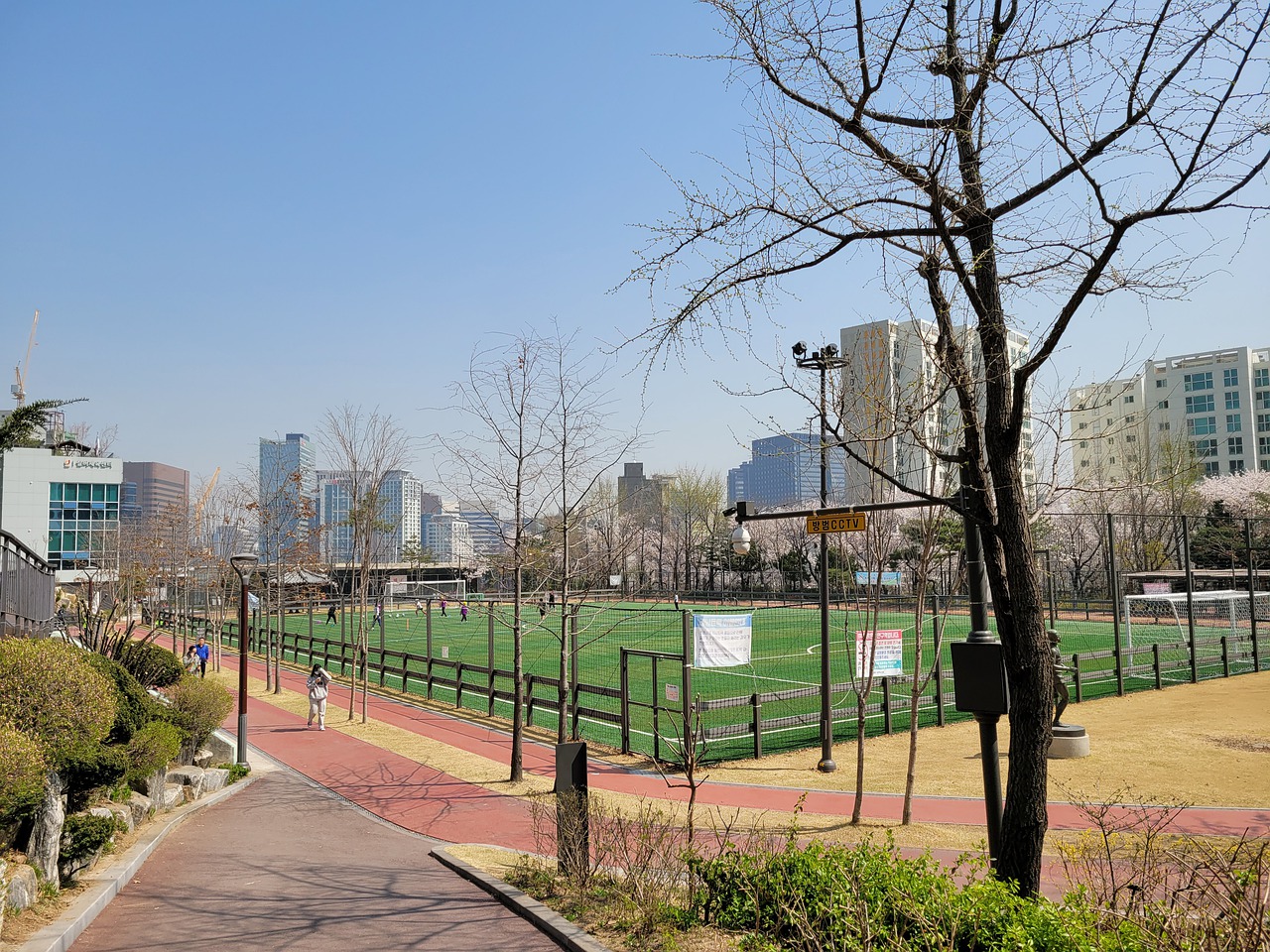 帮助红军以